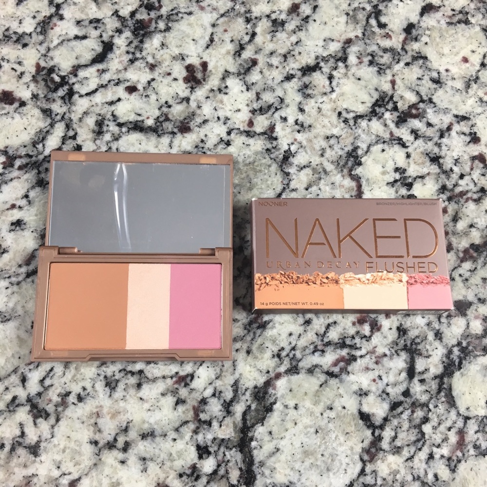 Naked Flushed palette in “Nooner”